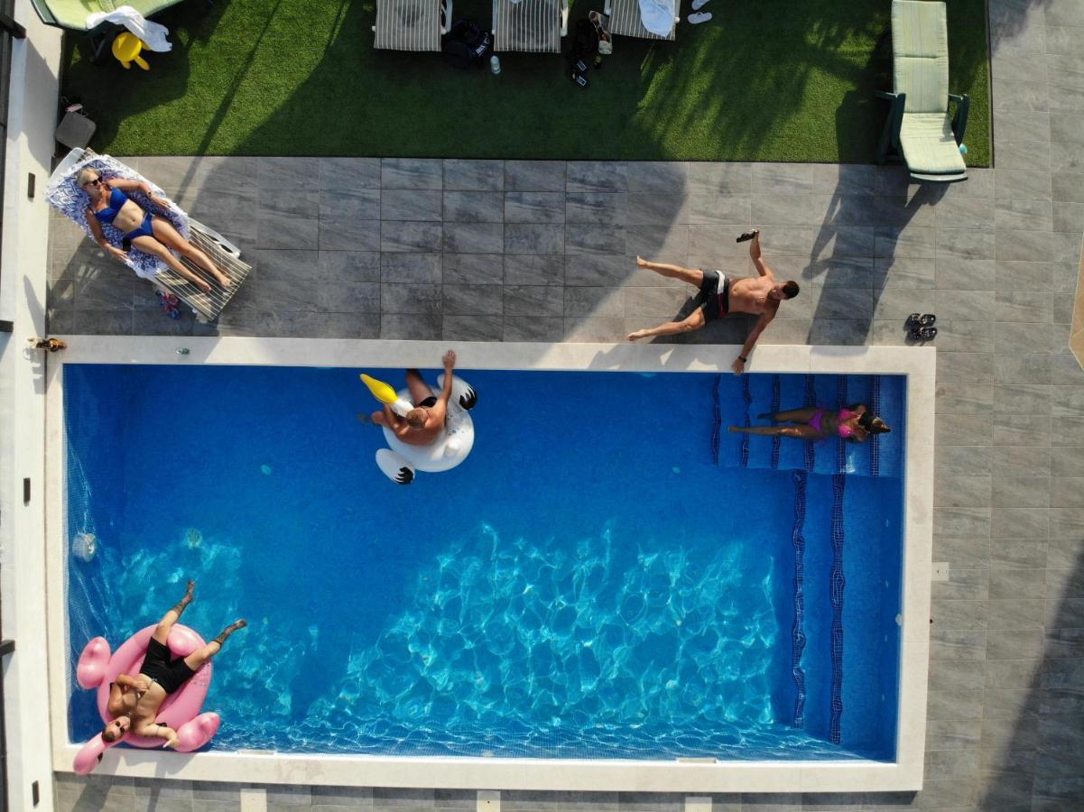 Villa Confido Luxury Apartment 01 Donji Seget Eksteriør billede