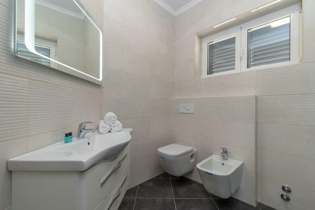Villa Confido Luxury Apartment 01 Donji Seget Eksteriør billede