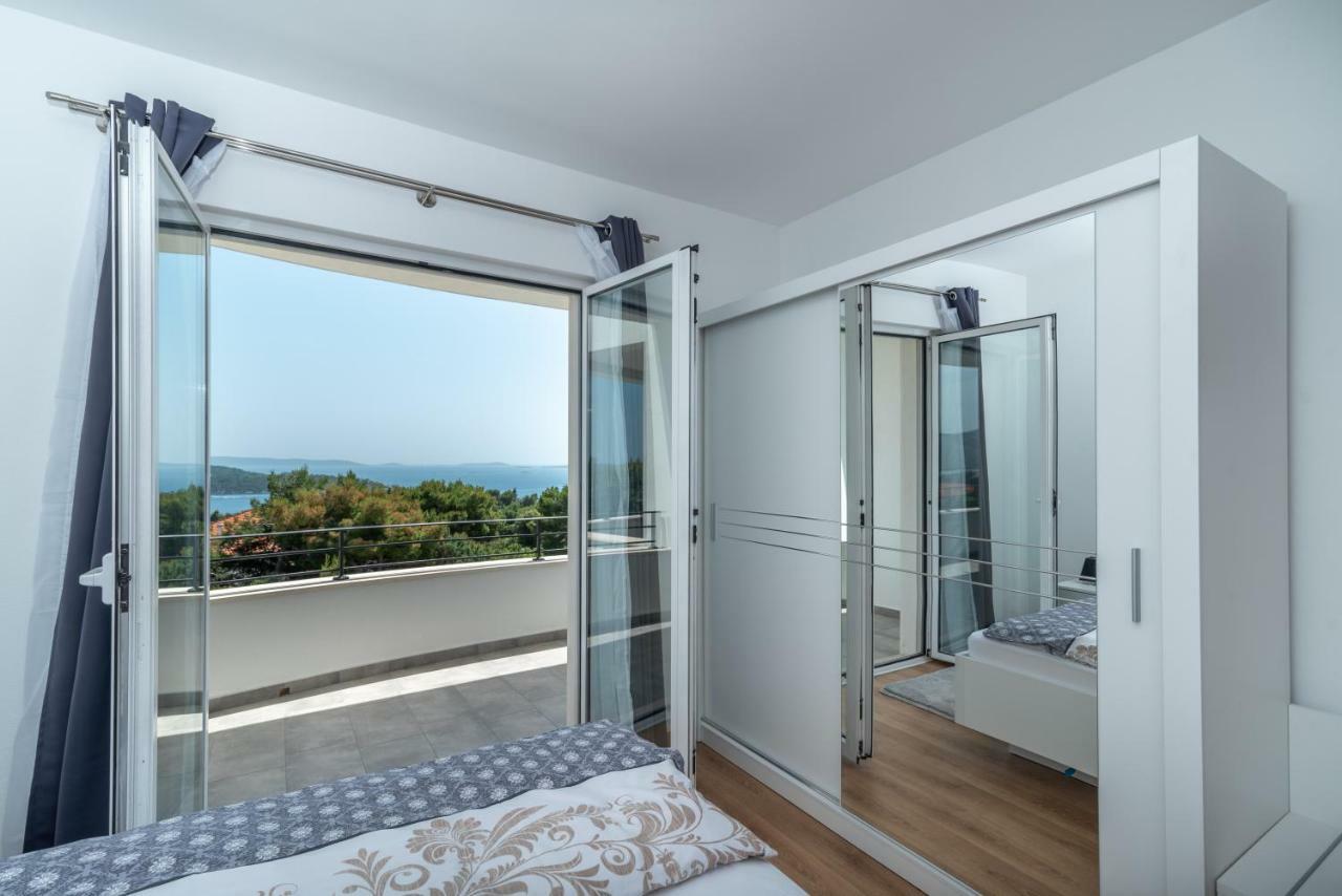Villa Confido Luxury Apartment 01 Donji Seget Eksteriør billede