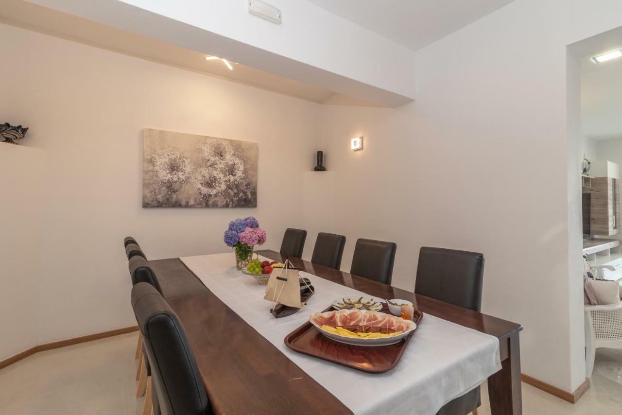 Villa Confido Luxury Apartment 01 Donji Seget Eksteriør billede